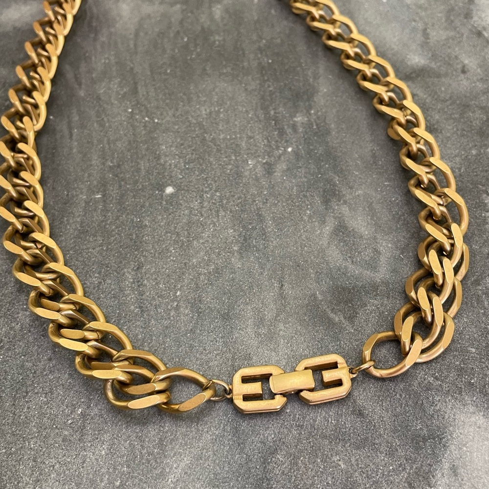 Vintage Givenchy Chunky Gold Chain Necklace - Picture 12 of 17